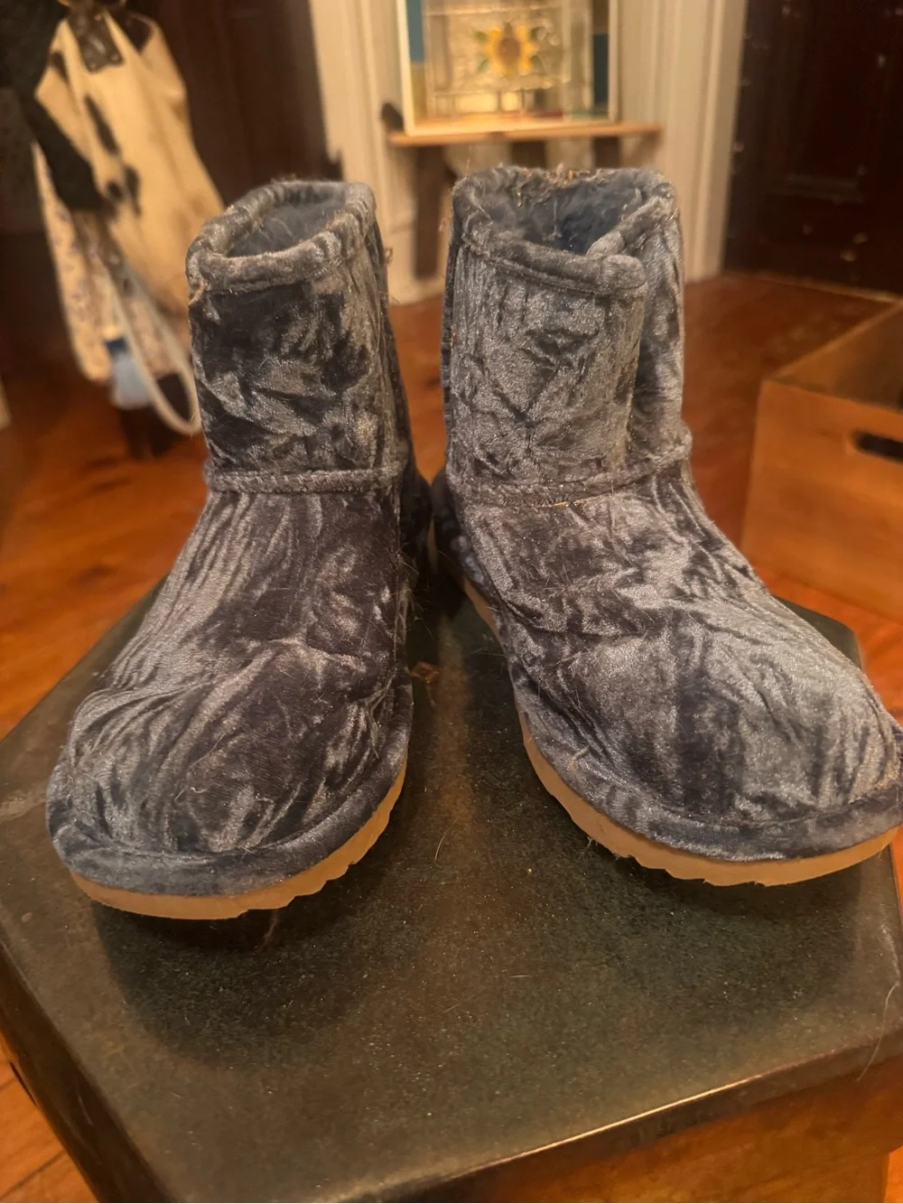 UGG Kids Velvet Short Boots in Navy Blue